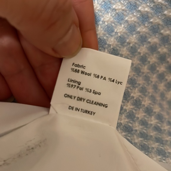 Tweed jacket size M/L in a good condition, exclusive jacket brand from Turkey. - Picture 4 of 6